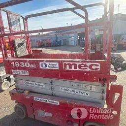 2018 MEC 1930SE Scissor Lift