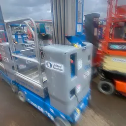 2018 Genie GR-20 Self-Propelled One-Person Lift