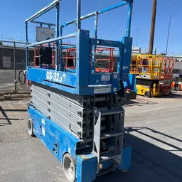 2017 Genie GS-3232 Scissor Lift
