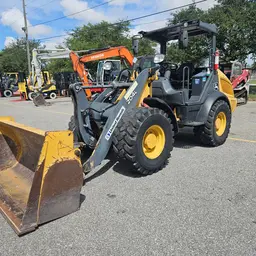 2019 John Deere 204L Wheel Loader