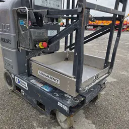 2017 JLG 20MVL Self-Propelled One-Person Lift