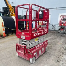 2018 MEC 1330SE Scissor Lift