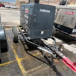 2020 Lincoln Electric DUAL MAVERICK Welder