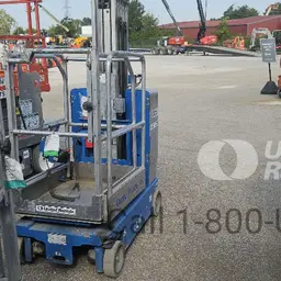 2017 Genie GR-20 Self-Propelled One-Person Lift