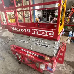 2019 MEC MICRO 19 Scissor Lift