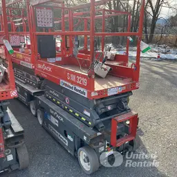 2016 Skyjack SJIII3219 Scissor Lift